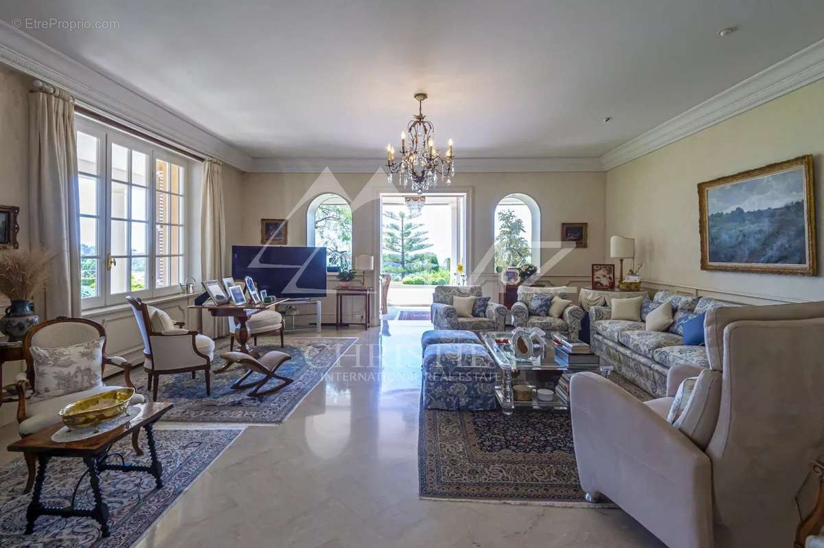 Maison à ANTIBES