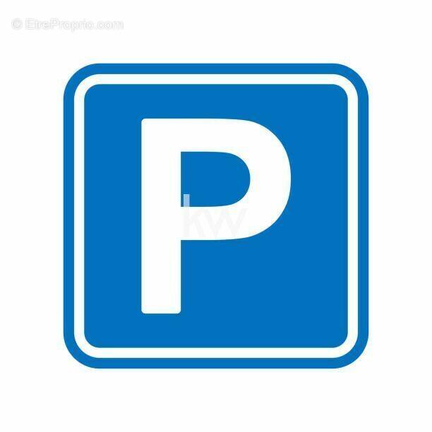 Parking à CANNES