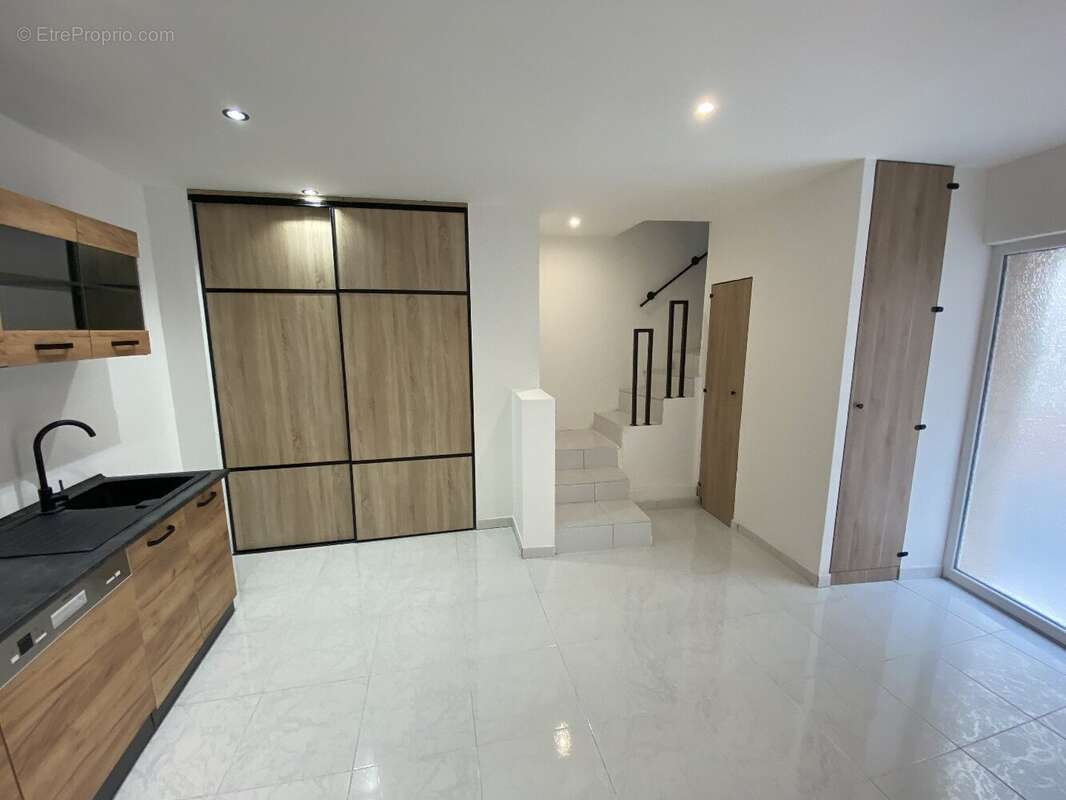 Maison à FLORENSAC