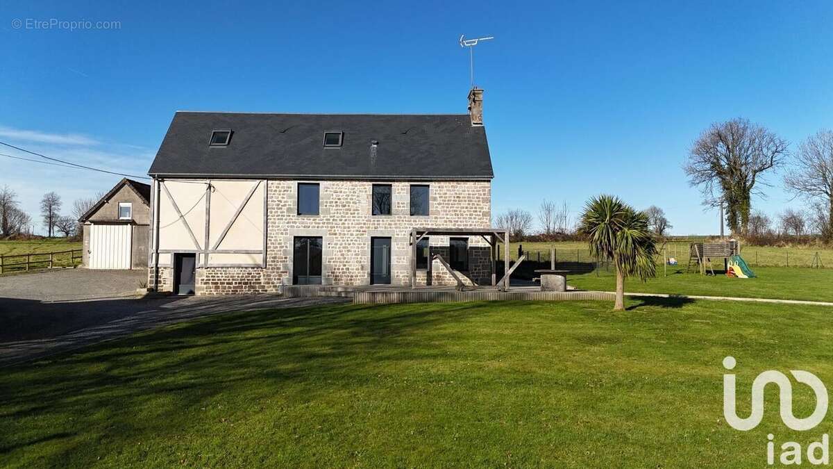 Photo 2 - Maison à PERCY
