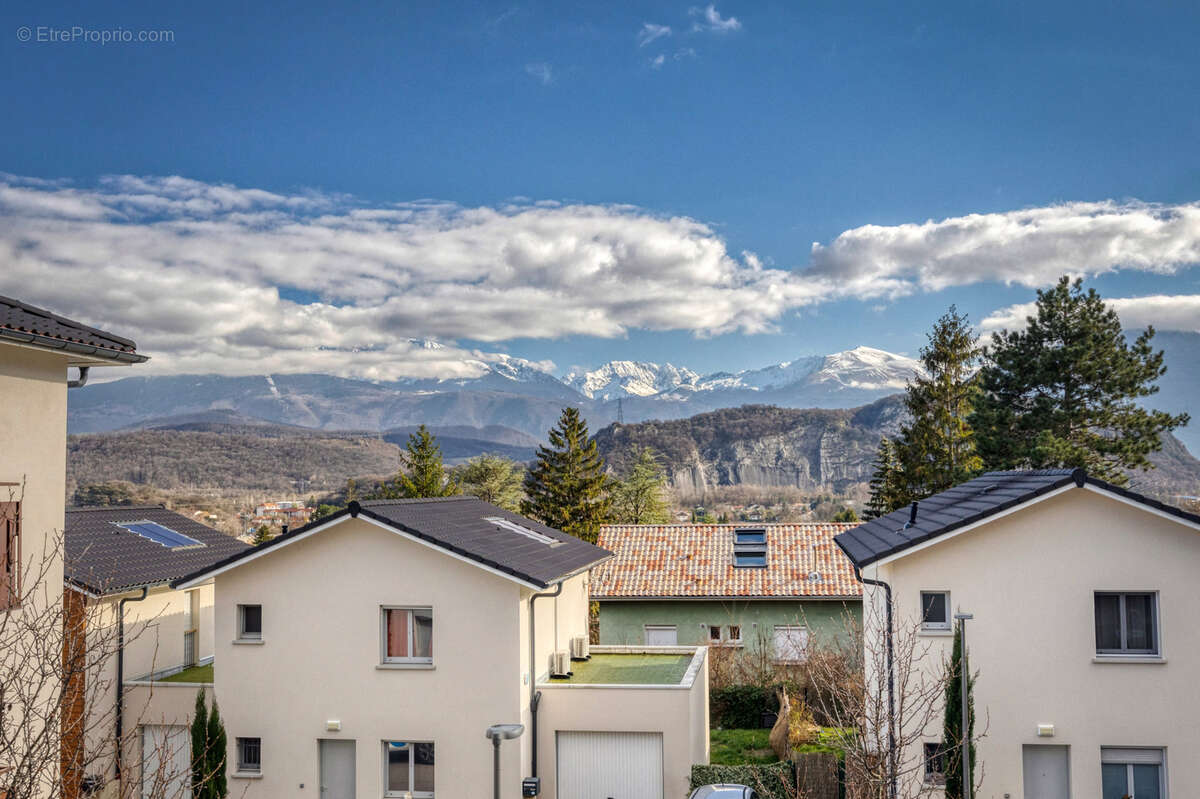 Appartement à CLAIX