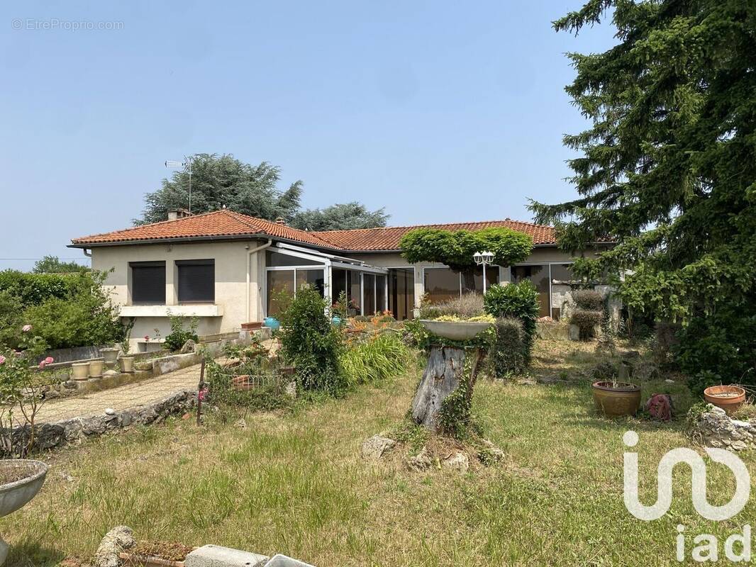 Photo 1 - Maison à ROMANS-SUR-ISERE