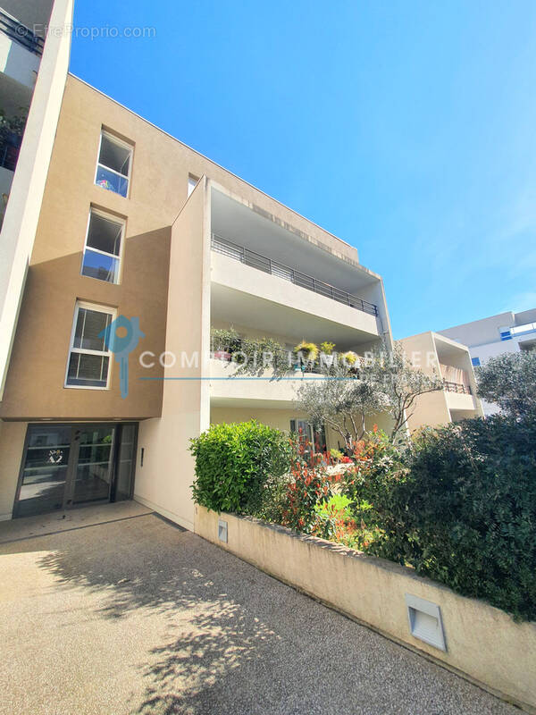 Appartement à JUVIGNAC