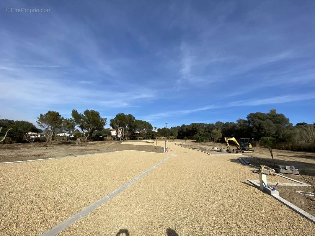 Terrain à HYERES