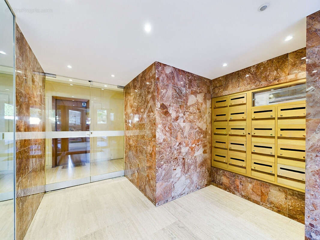 Appartement à SAINT-MAUR-DES-FOSSES