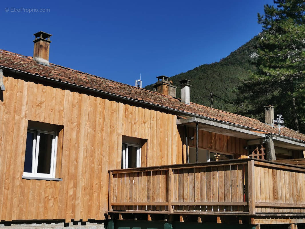 Maison à AXAT