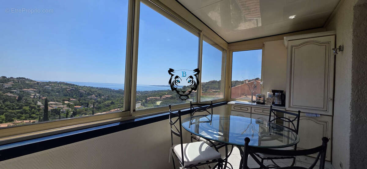 Appartement à LES ISSAMBRES