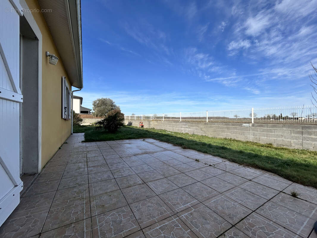 Maison à LABASTIDETTE