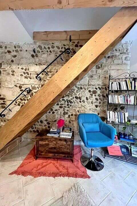 Appartement à REDESSAN