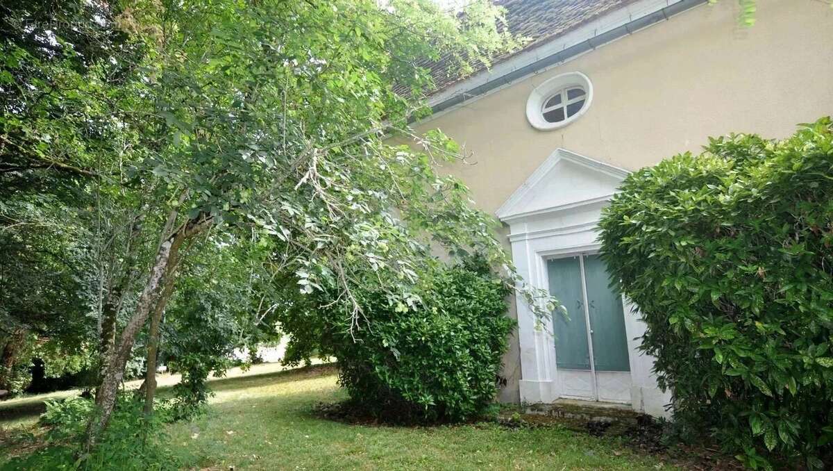 Maison à AUBETERRE-SUR-DRONNE