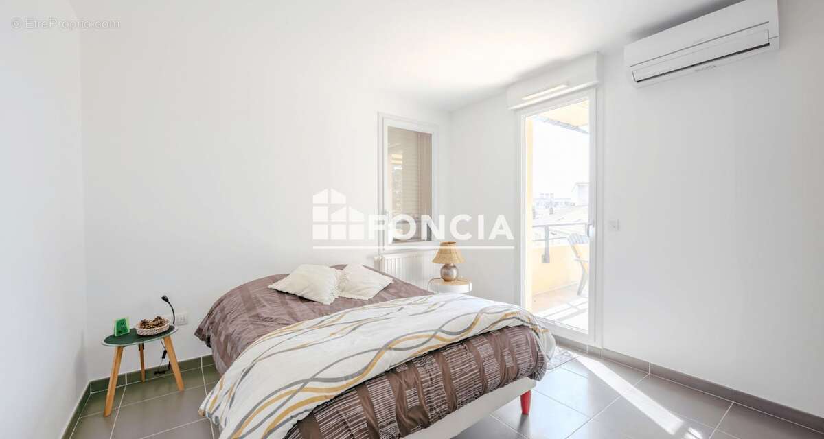 Appartement à HYERES