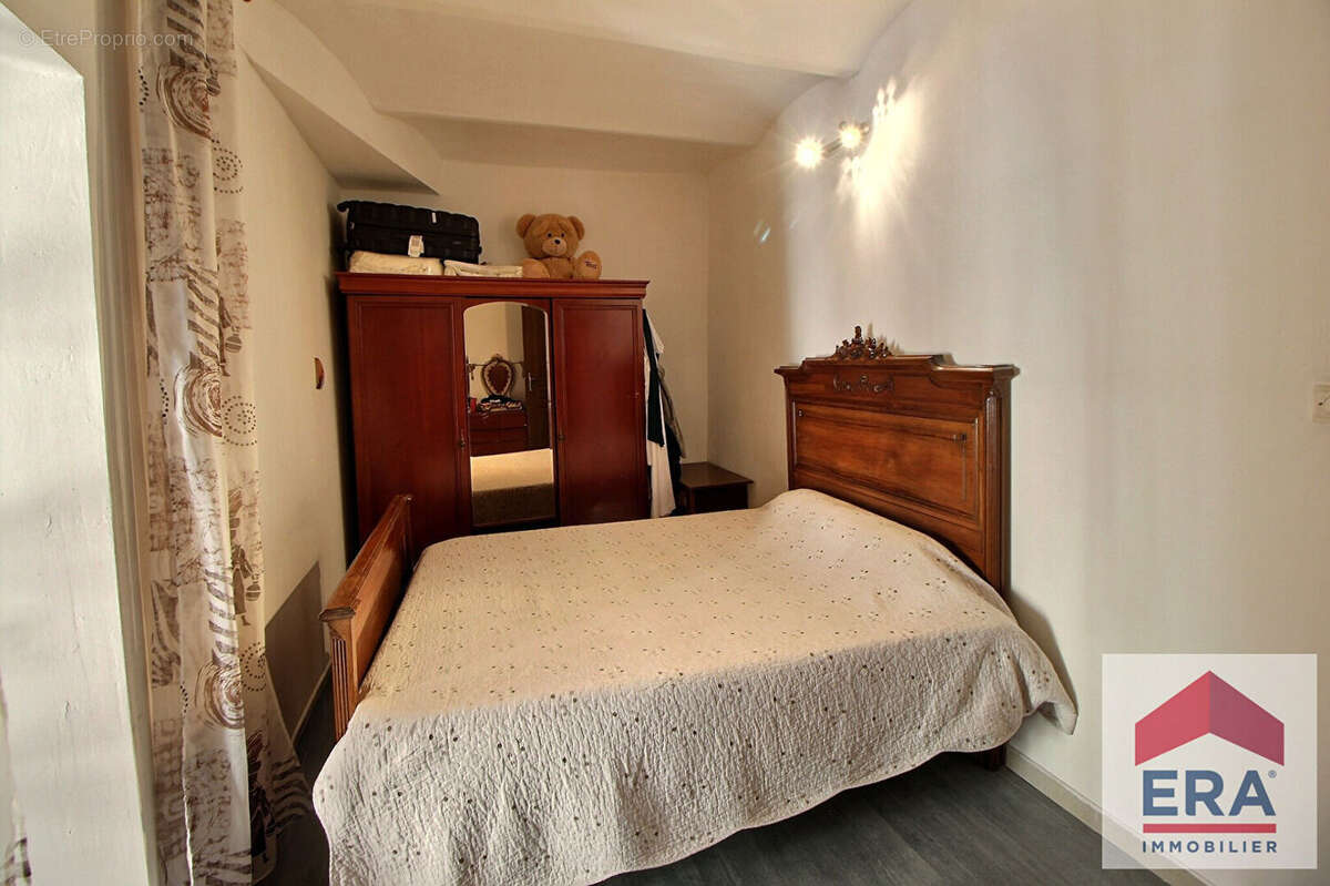 Maison à BOLLENE
