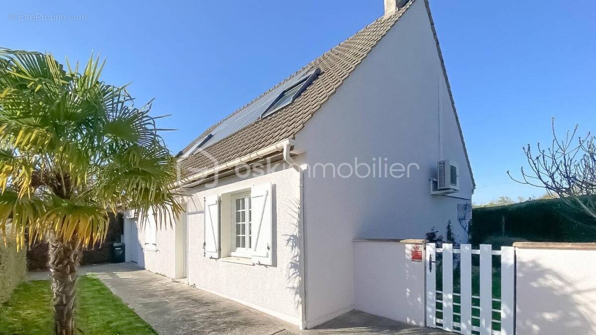 Maison à TOURNAN-EN-BRIE