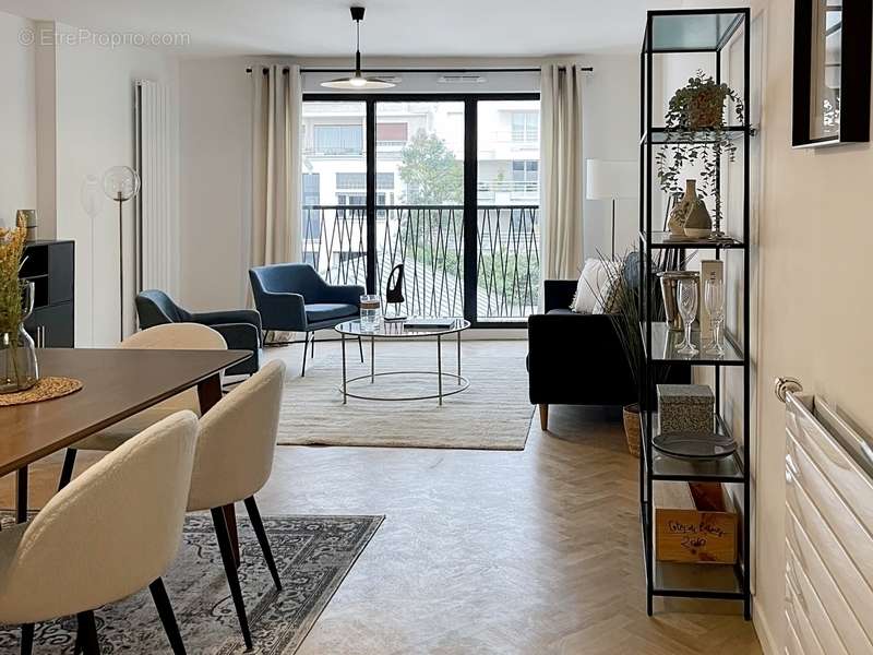 Appartement à SURESNES