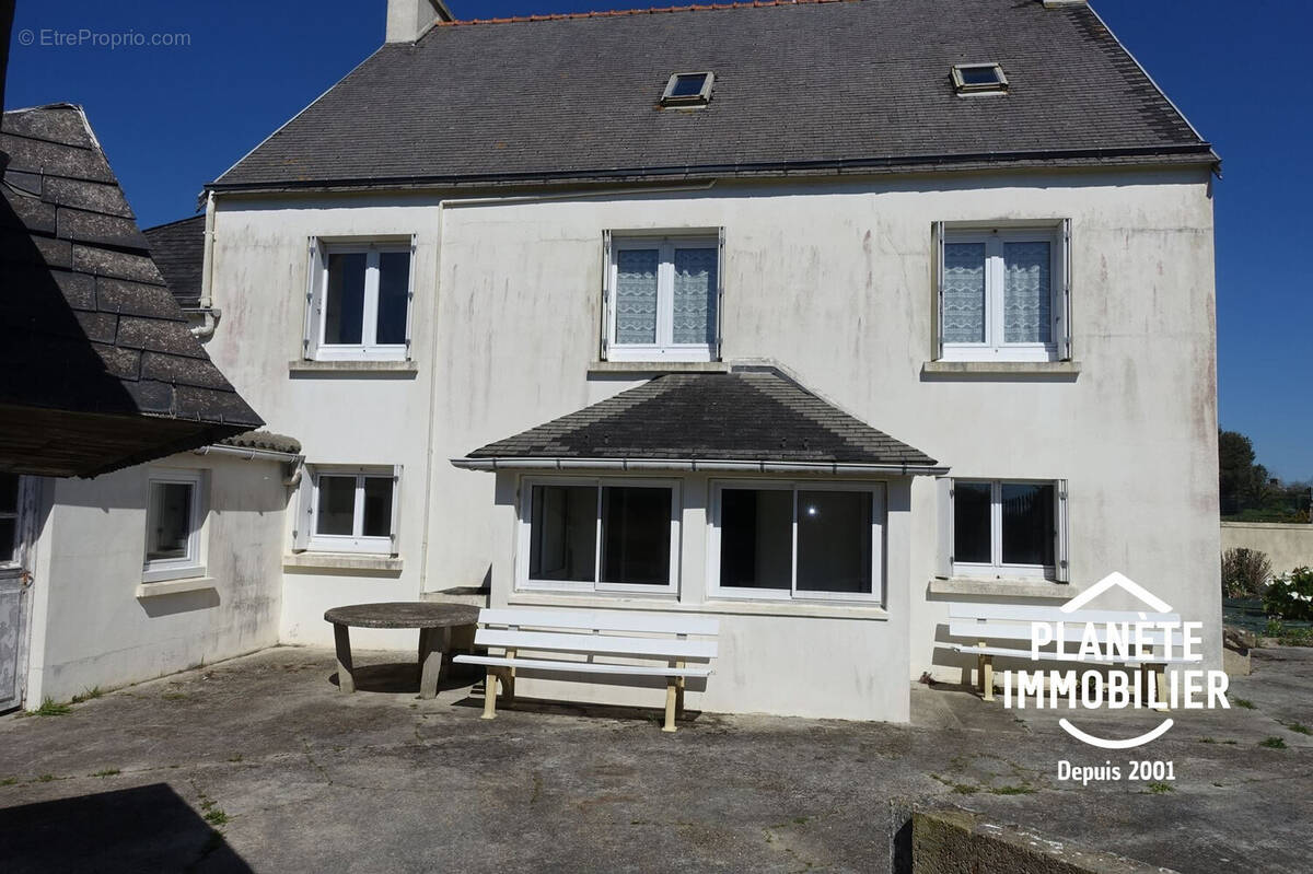 Maison à AUDIERNE