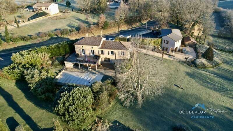 Maison à BEAUMONT-DU-PERIGORD