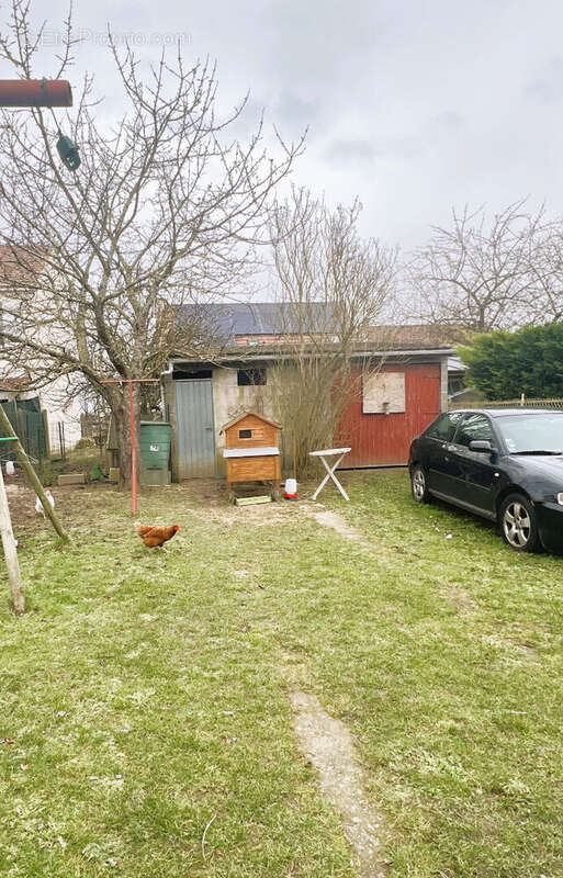 Commerce à PERSAN
