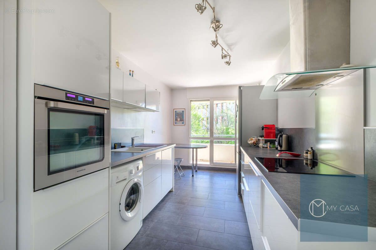 Appartement à LYON-9E