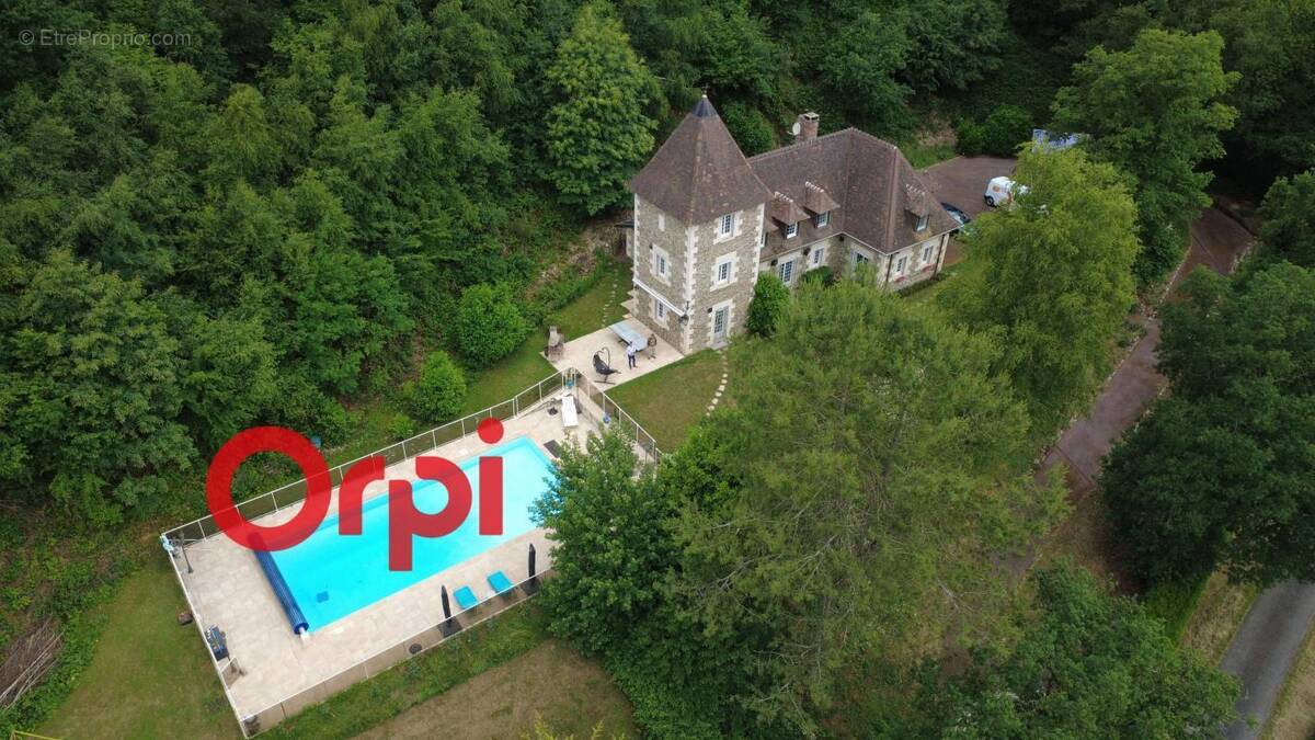 Maison à BERNAY
