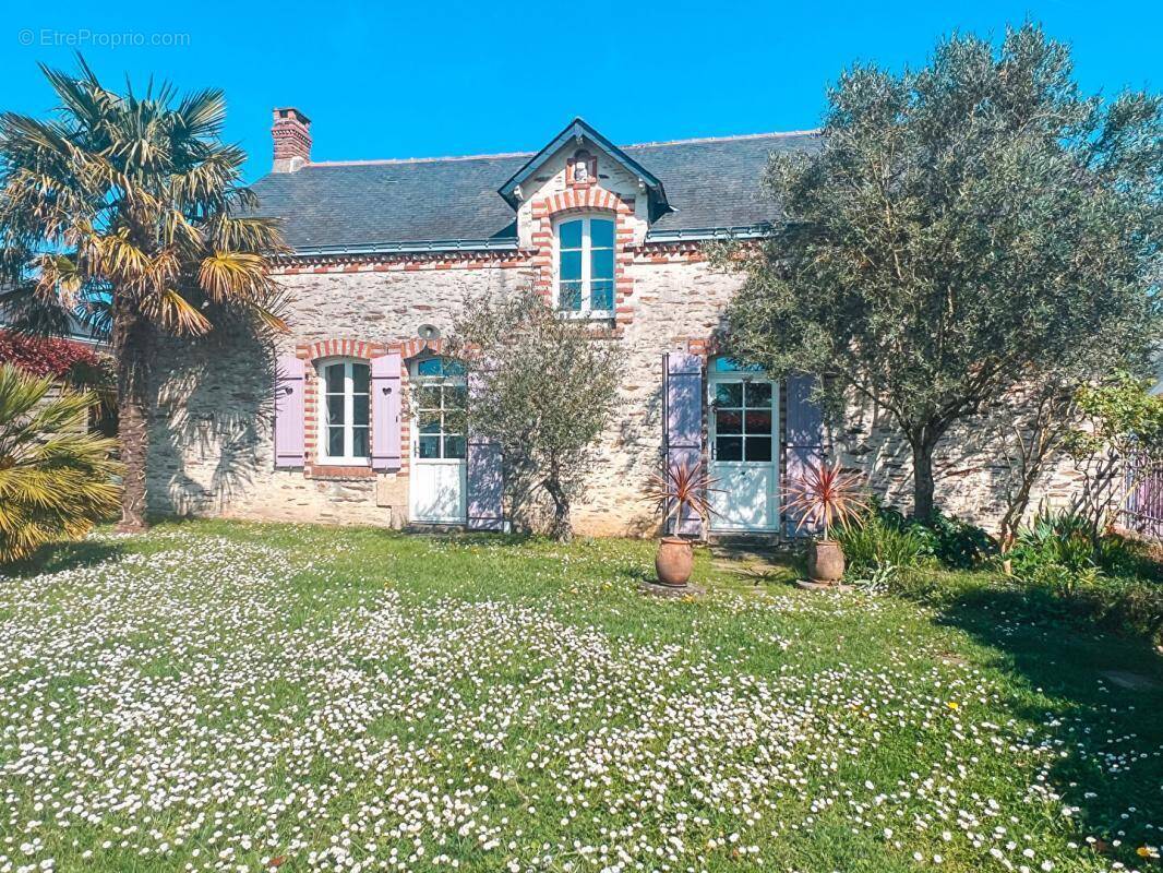 Maison à LA CHAPELLE-SUR-ERDRE