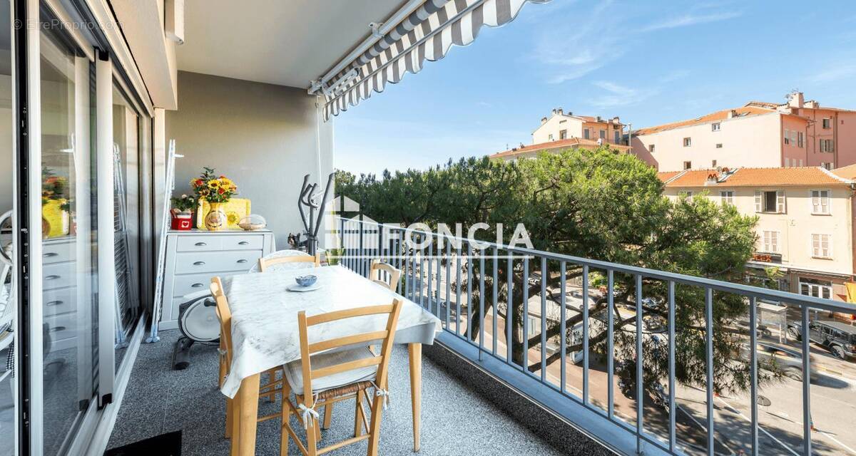 Appartement à MENTON