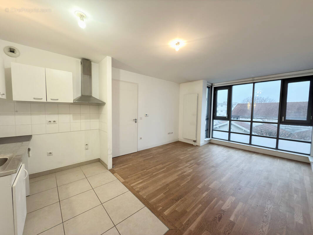 Appartement à MAISONS-ALFORT