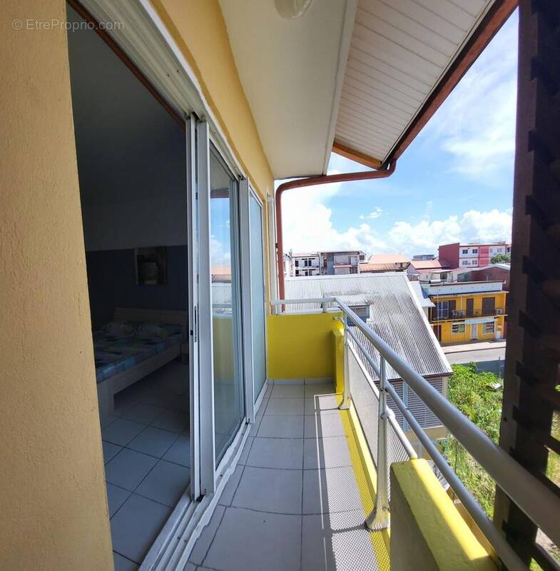 Photo 1 - Appartement à CAYENNE