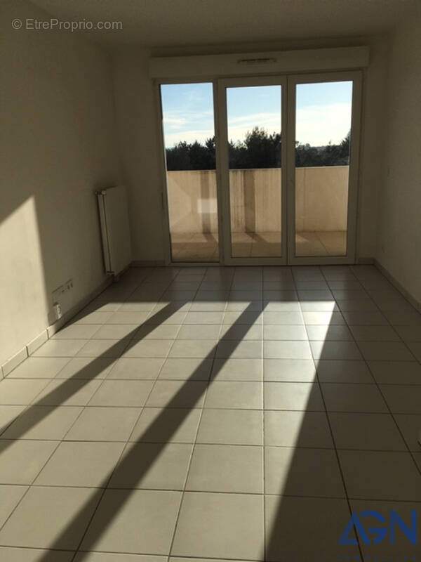 Appartement à JUVIGNAC