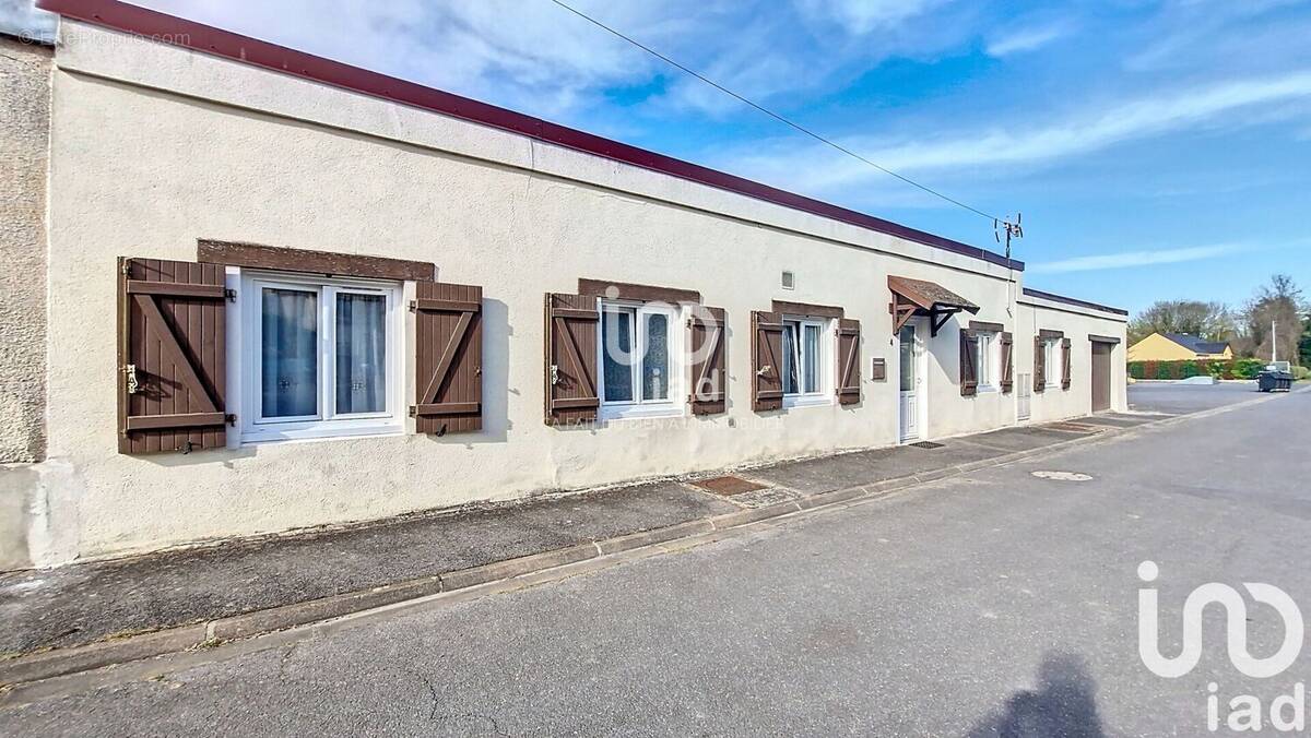 Photo 1 - Maison à SAINT-JEAN-LES-DEUX-JUMEAUX