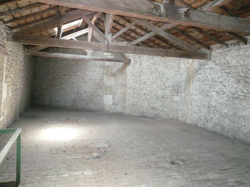 Appartement à COGNAC