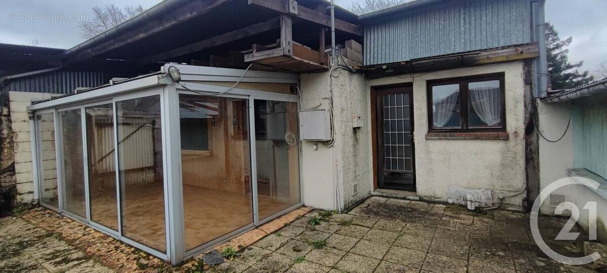 Maison à BROU
