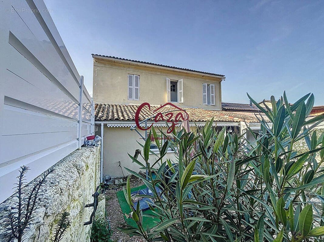 Maison à LANGOIRAN