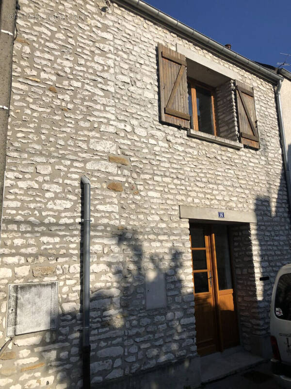 Maison à GUERNES