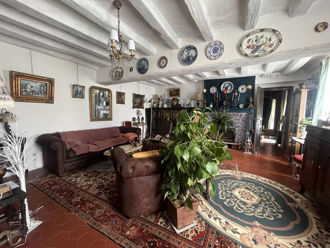 Maison à COURTENAY