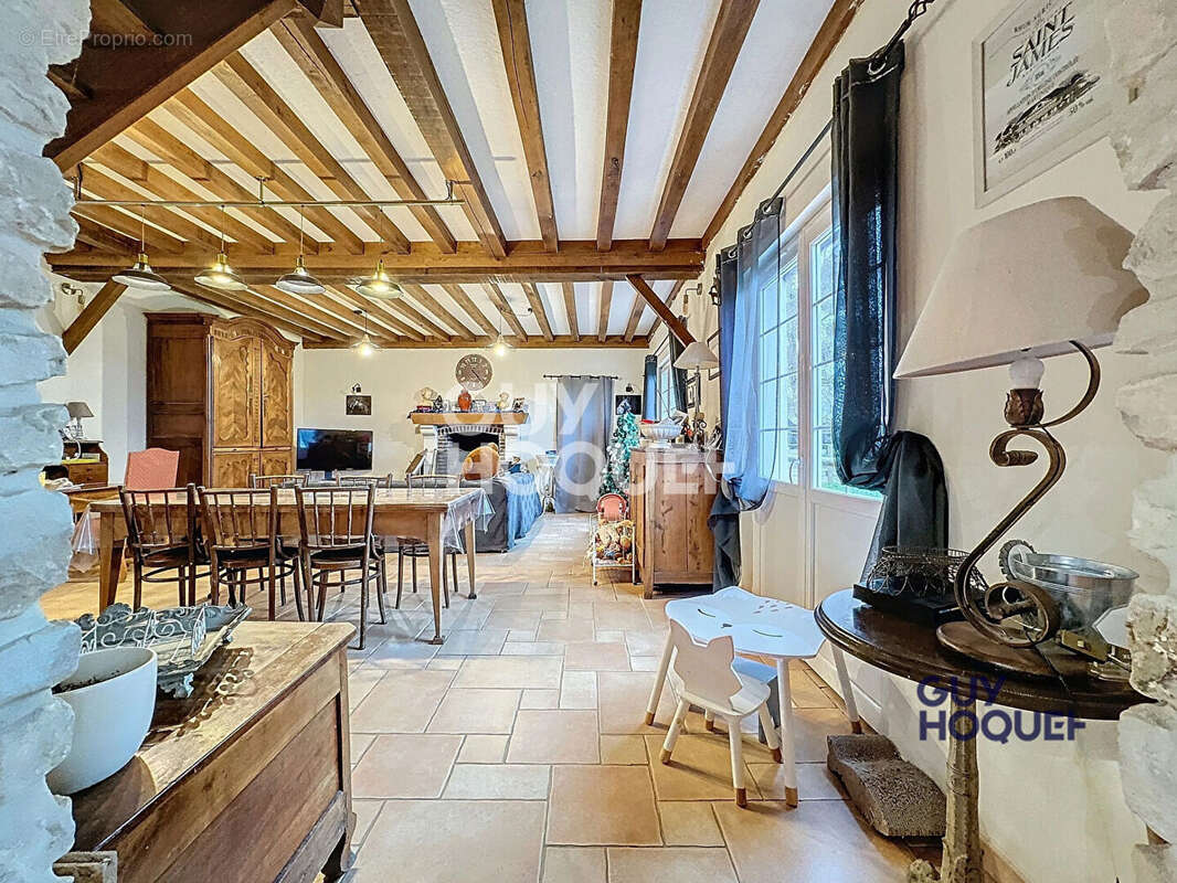 Maison à BEUVRON-EN-AUGE