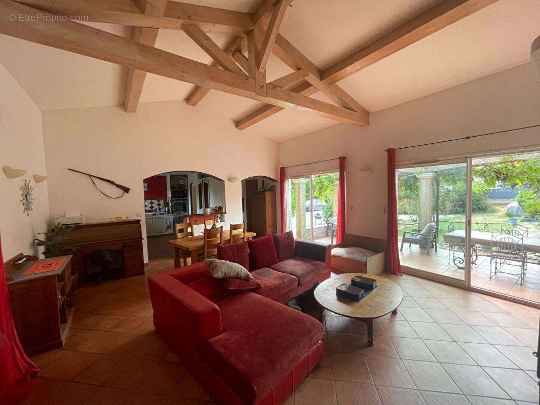 Maison à SOLLIES-PONT