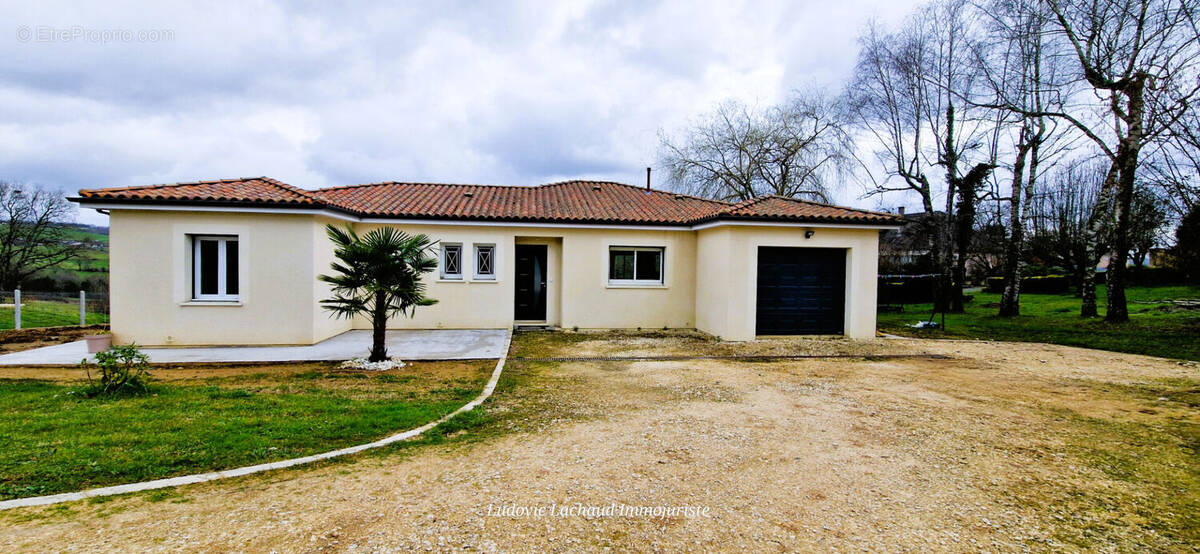 Maison à EXCIDEUIL