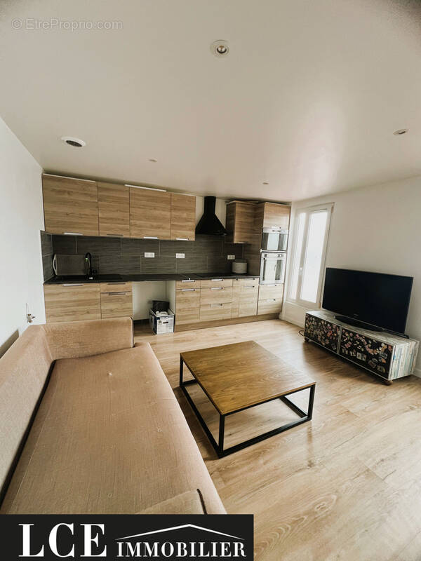 Appartement à VERT-LE-PETIT