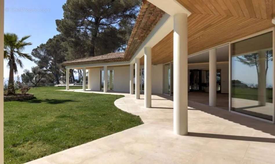 Maison à MOUGINS