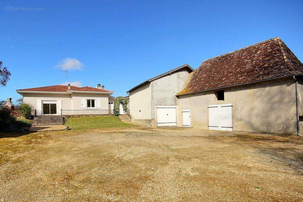 Maison à ARSAGUE