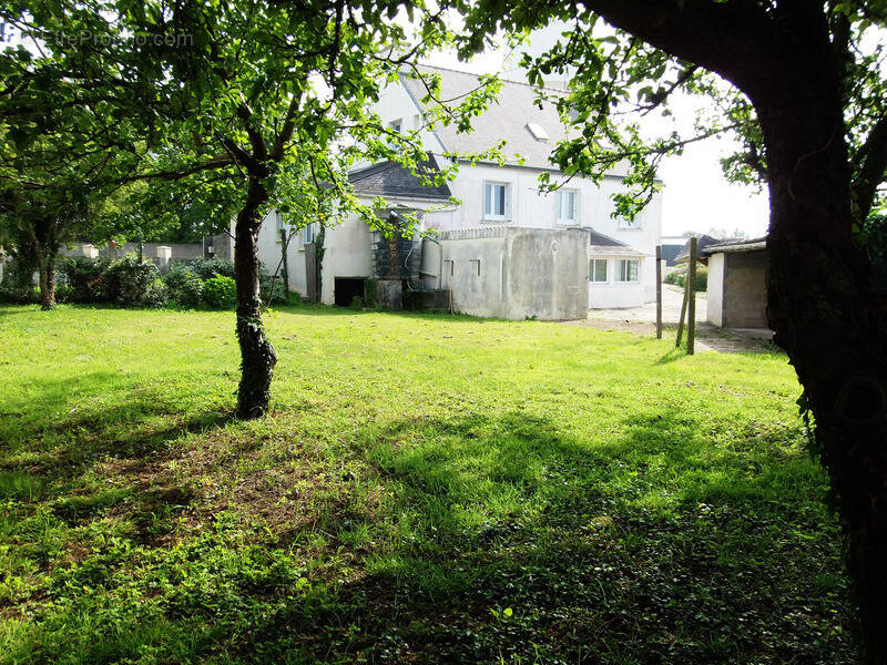 Maison à AUDIERNE