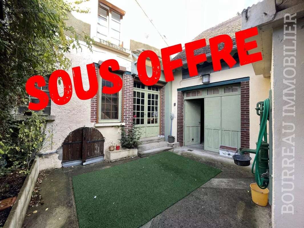 Maison à JOIGNY