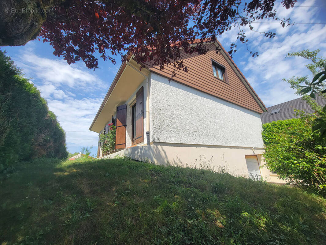 Maison à CHEVIGNY-SAINT-SAUVEUR