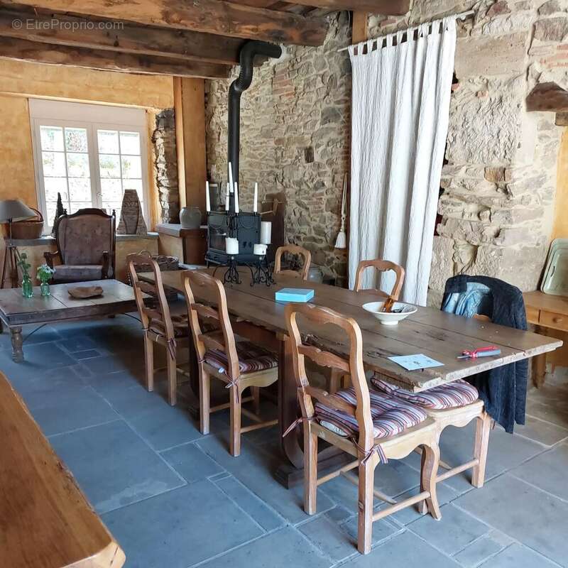 Maison à MONESTIES