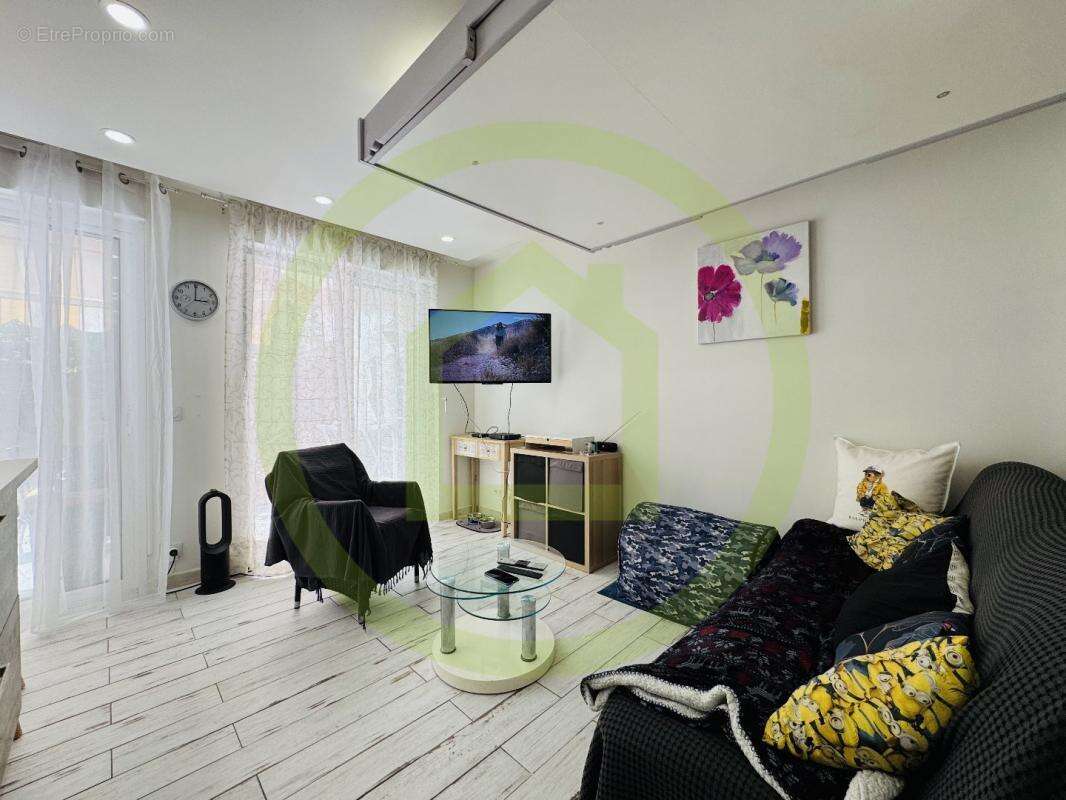 Appartement à ROQUEBRUNE-CAP-MARTIN