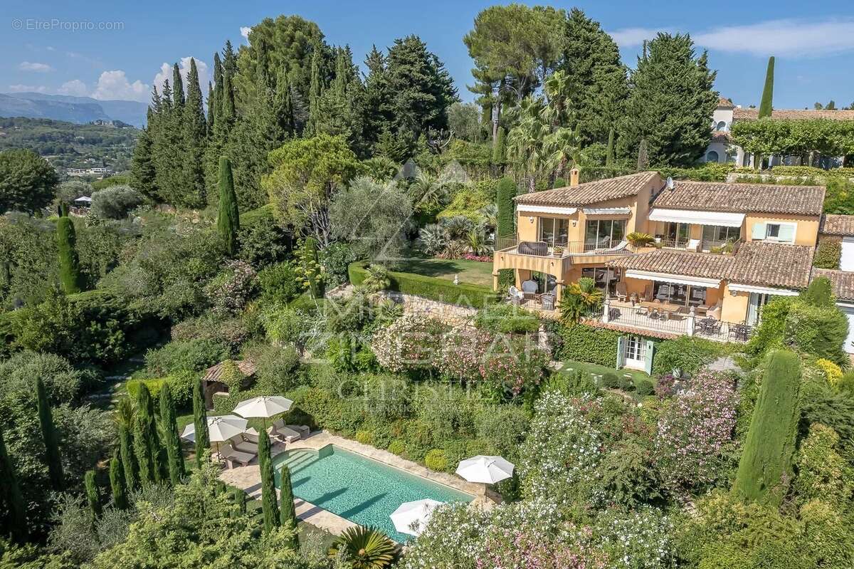 Maison à MOUGINS