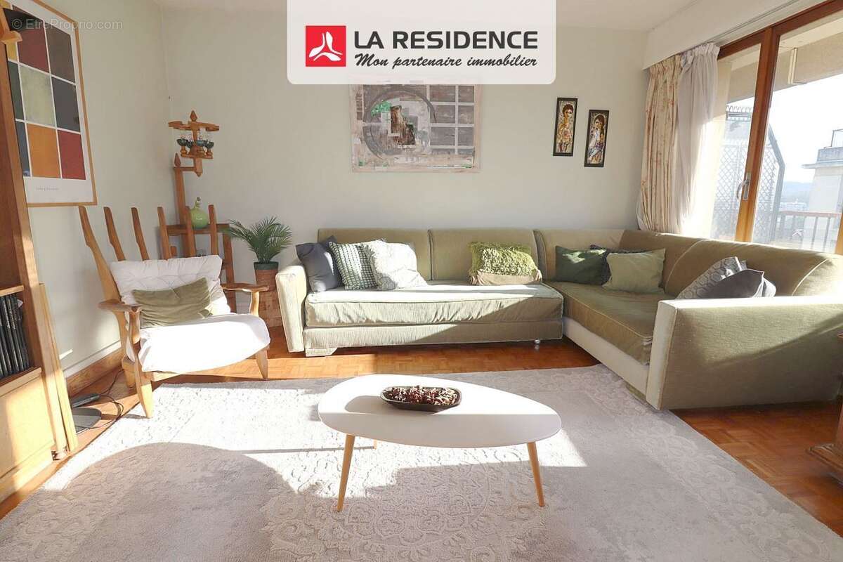 Appartement à VERSAILLES