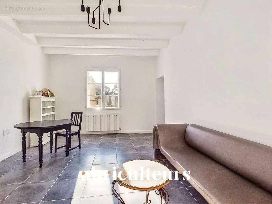 Maison à JAVREZAC