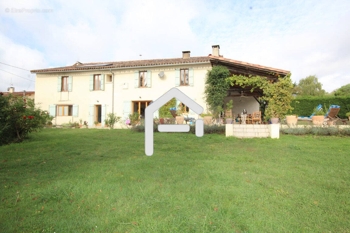 Maison à VARILHES