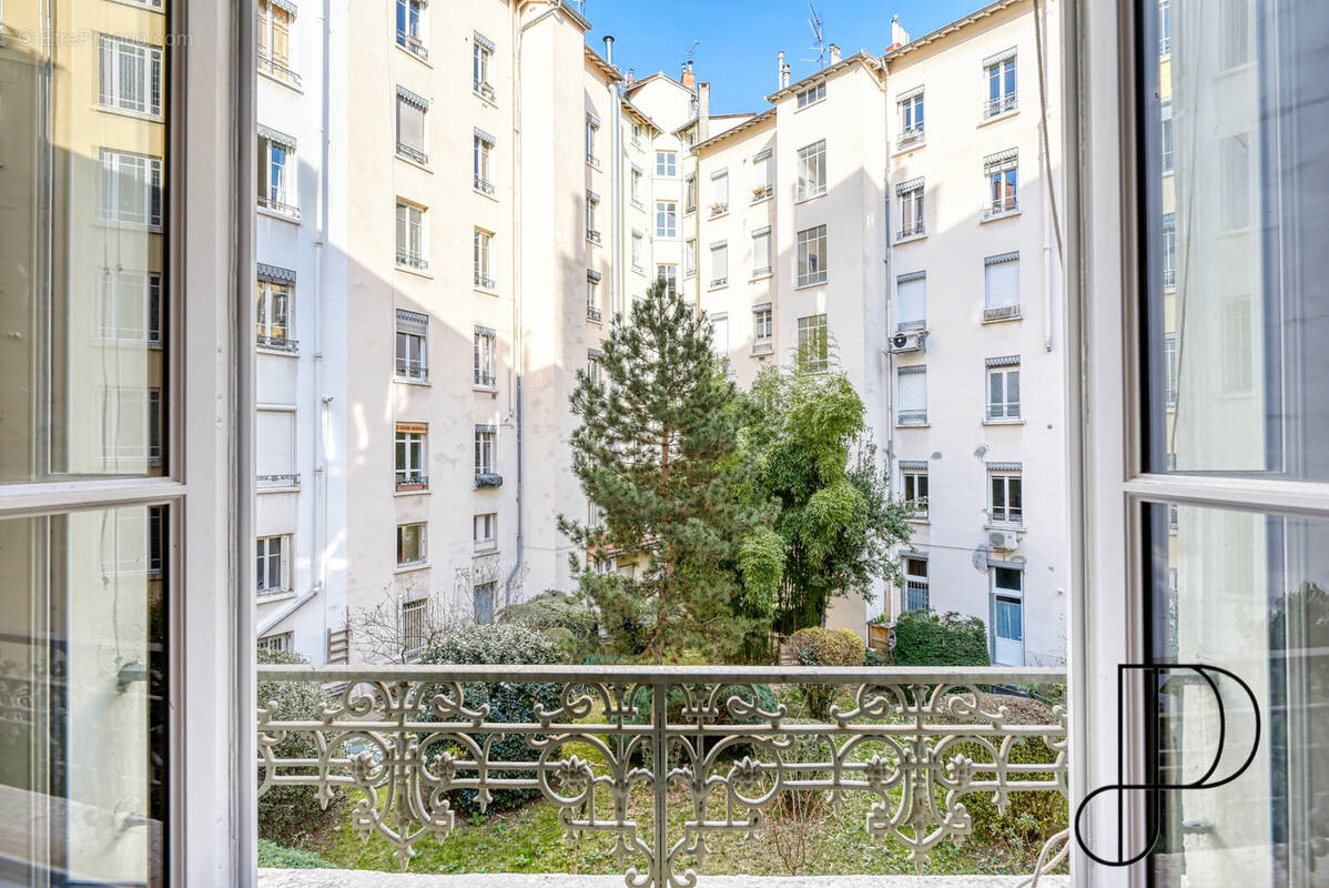 Appartement à LYON-6E